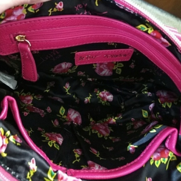 *** Betsey Johnson Flowery Crossbody Purse - Picture 2 of 6